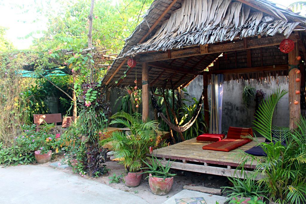 Garden Guesthouse Kampong Chhnang Eksteriør billede